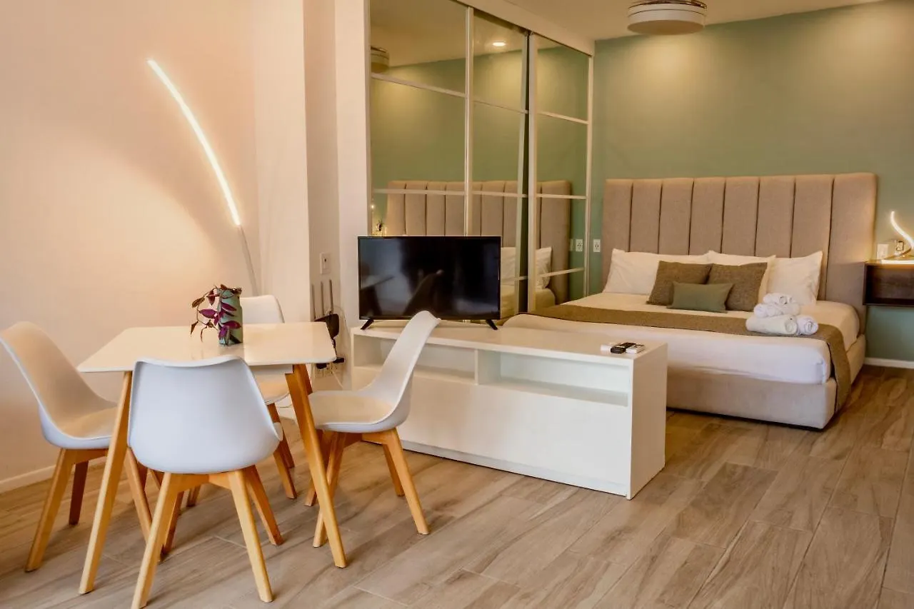 Daire Mare Condos Playa del Carmen